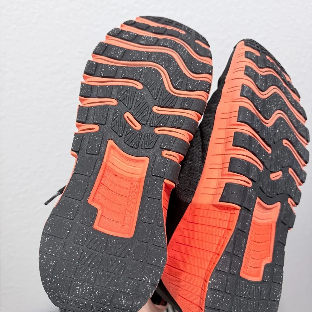 Nike Black and Orange Metcon - Picture 9 of 9